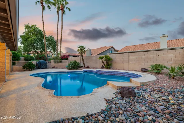 $4,800 | 16809 South 33rd Way, Phoenix, AZ 85048