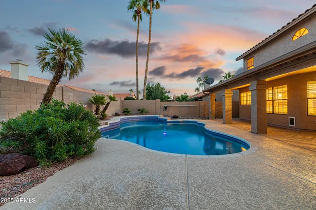 $4,800 | 16809 South 33rd Way, Phoenix, AZ 85048