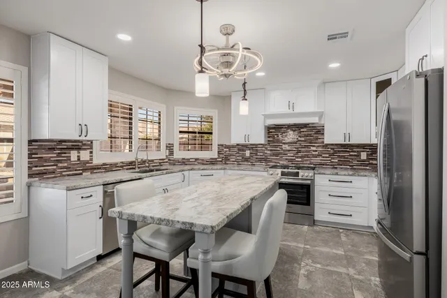 $4,800 | 16809 South 33rd Way, Phoenix, AZ 85048