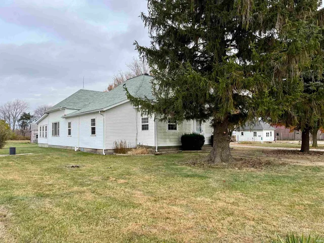 $275,000 | 9420 West N 00 S 27, Converse, IN 46919