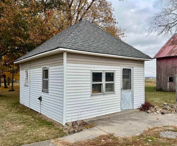 $275,000 | 9420 West N 00 S 27, Converse, IN 46919