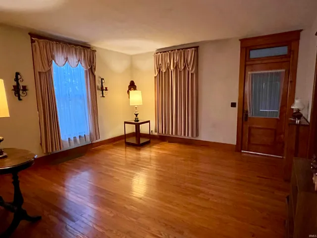 $275,000 | 9420 West N 00 S 27, Converse, IN 46919