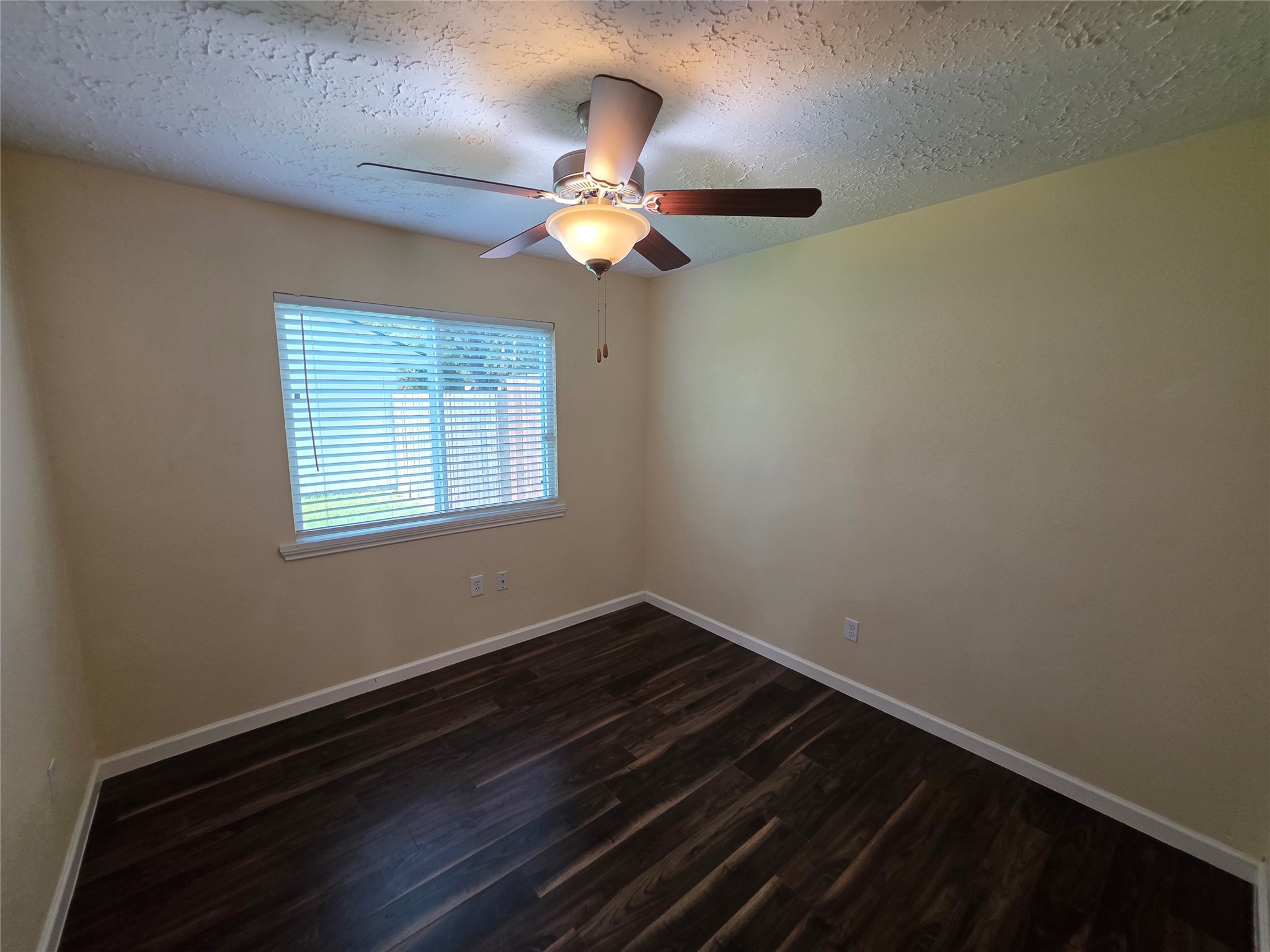 21011 Rivershadows Lane Spring, TX 77388 - Photo 10 of 16