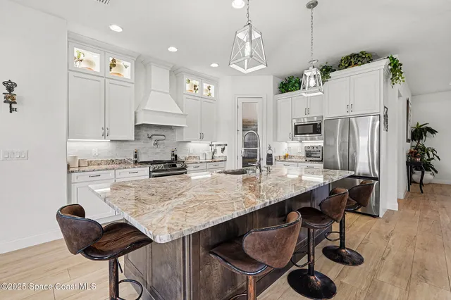 $759,900 | 4290 Negal Circle, Melbourne, FL 32901