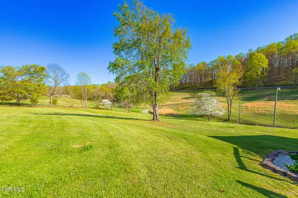 $529,000 | 316 Steel Run Drive, Jonesville, VA 24263