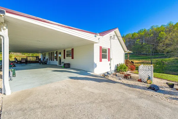 $529,000 | 316 Steel Run Drive, Jonesville, VA 24263