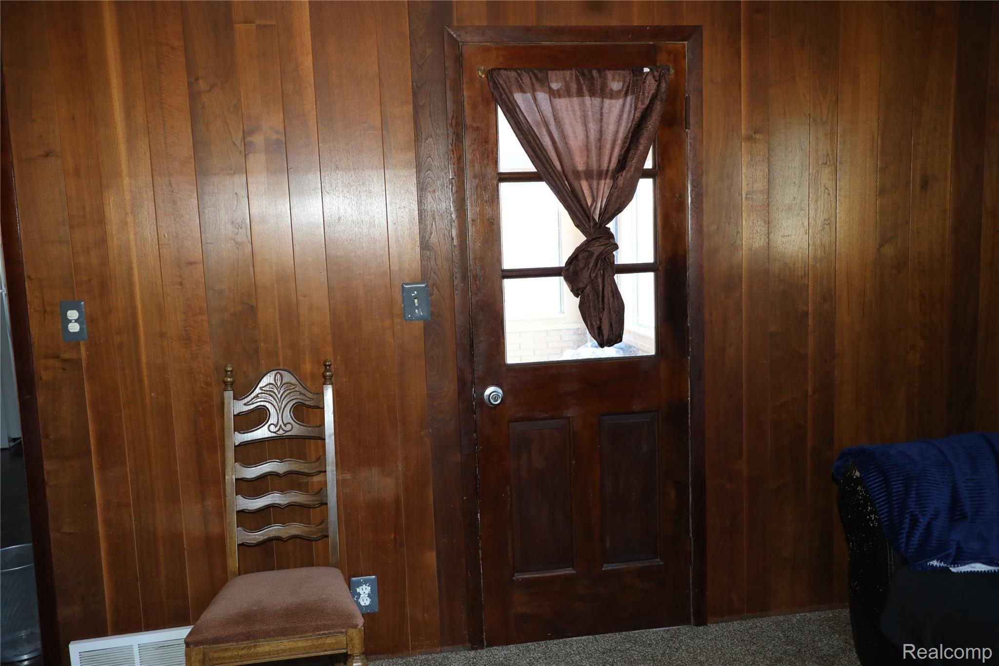 8085 Busch Street Center Line, MI 48015 - Photo 29 of 38 6K1A3881.JPG
