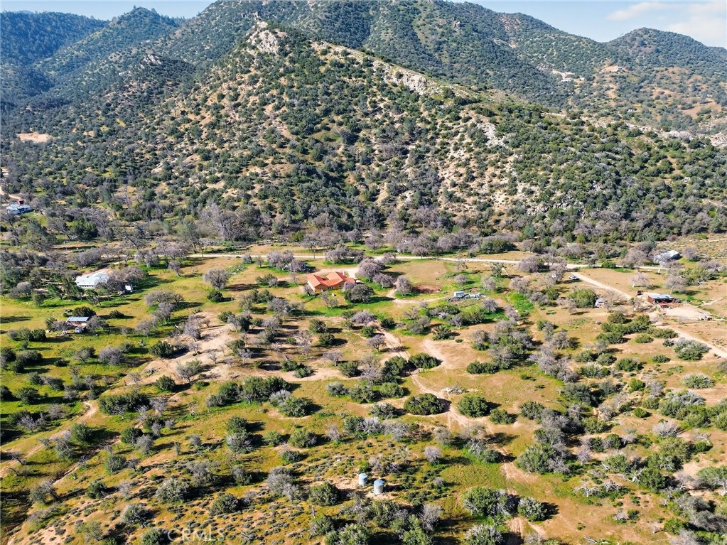 11701 Back Canyon Road Caliente, CA 93518 - Photo 25 of 26