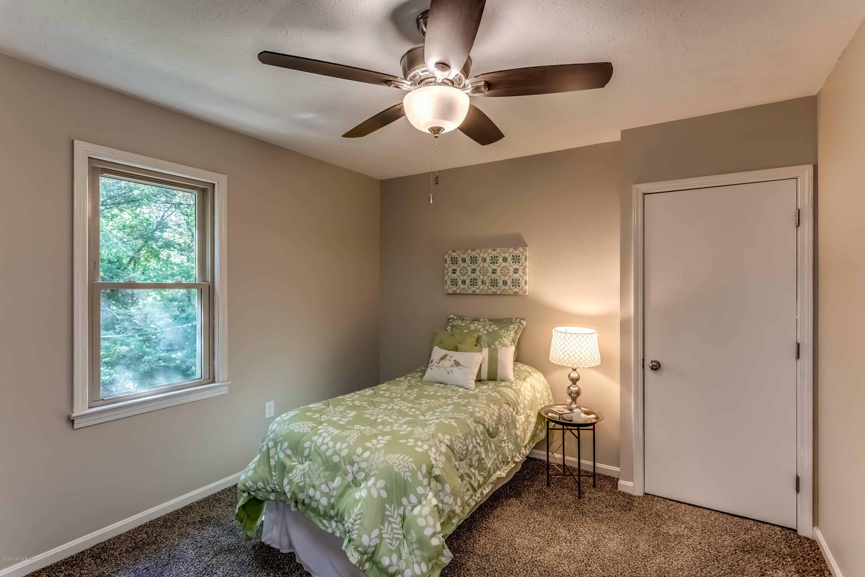 1447 Catalpa Road Radcliff, KY 40160 - Photo 23 of 37 H70A8872-A