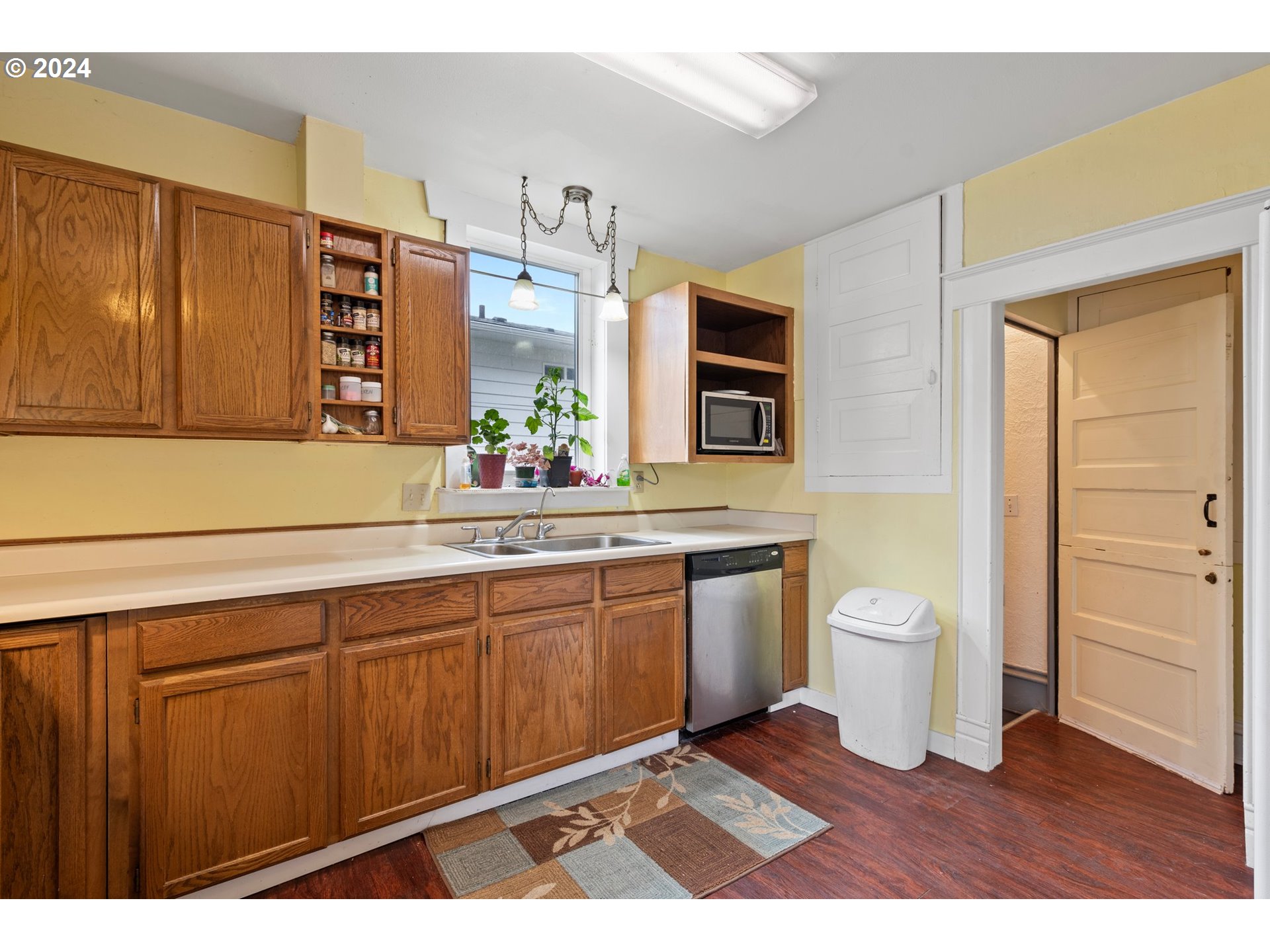 404 Spring Avenue La Grande, OR 97850 - Photo 11 of 31 Gallery Image 11