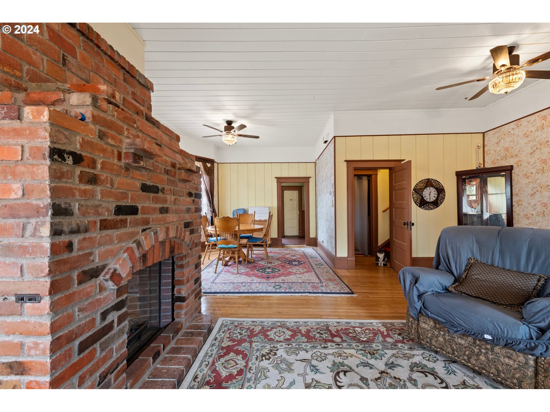 404 Spring Avenue La Grande, OR 97850 - Photo 5 of 31 Gallery Image 5