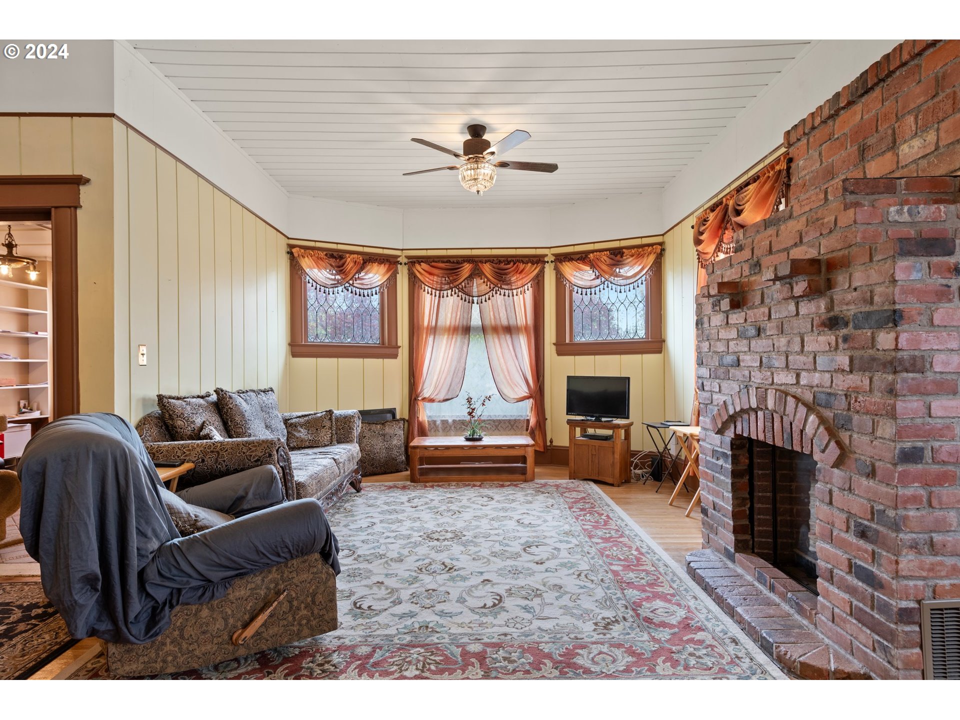404 Spring Avenue La Grande, OR 97850 - Photo 6 of 31 Gallery Image 6