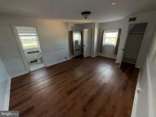 $1,850 | 363 Sherbrook Boulevard, Upper Darby, PA 19082