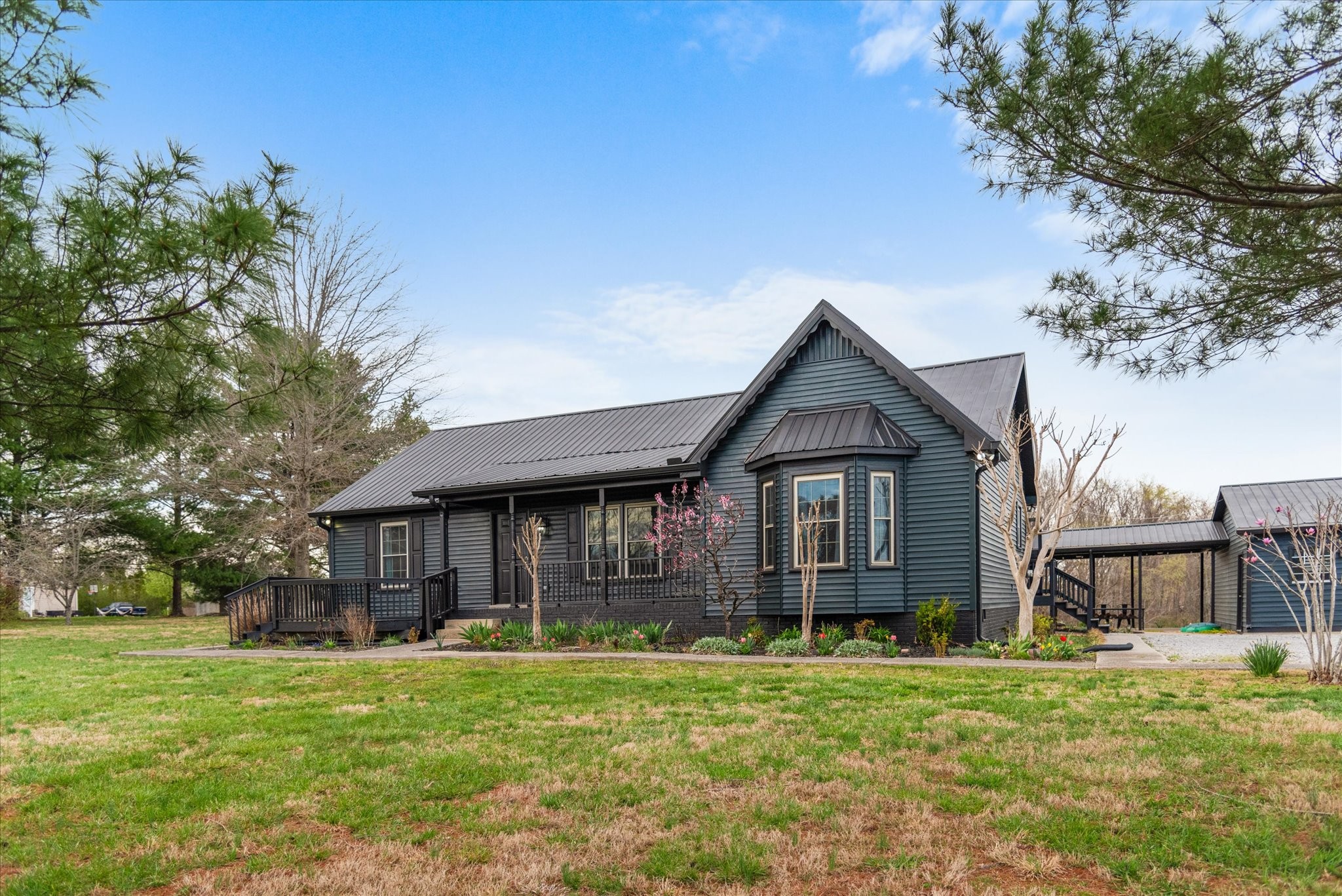 7696 Hoods Branch Road Springfield, TN 37172 - Photo 2 of 39