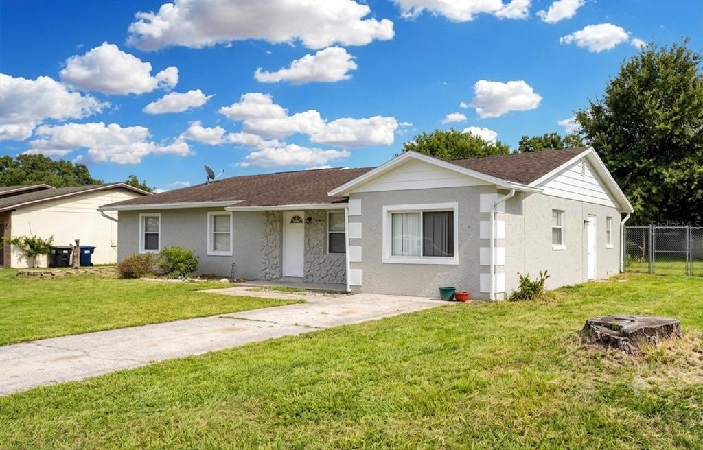 4428 Carousel Road Orlando, FL 32808 - Photo 2 of 22