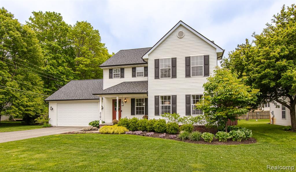 2191 West Drahner Road Oxford, MI 48371 - Photo 3 of 46 Gallery Image 3
