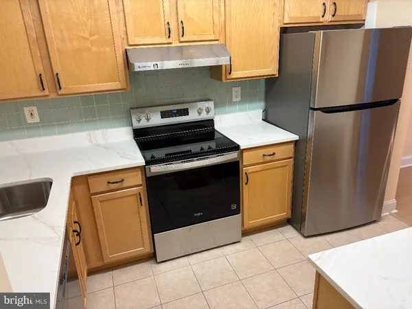 $2,350 | 15400 Bassett Lane, Unit 462C, Silver Spring, MD 20906
