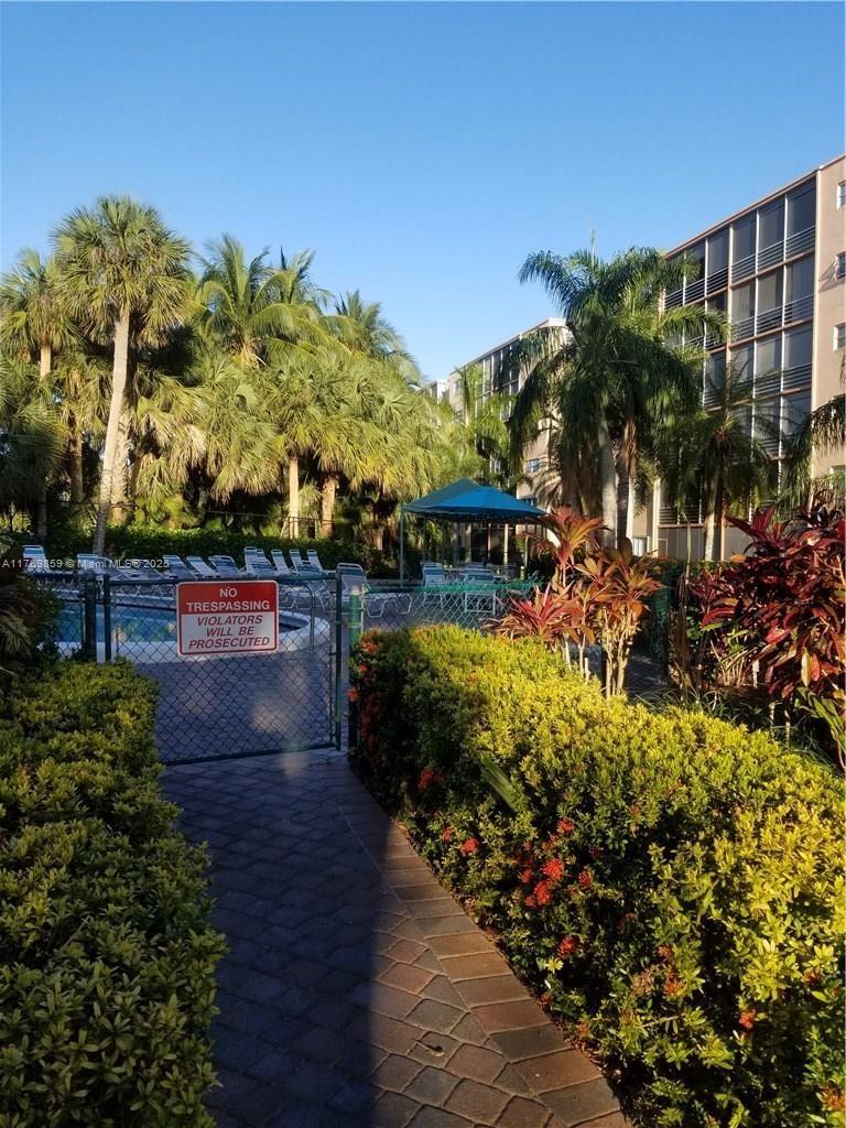 1000 Northeast 14th Avenue, Unit 605 Hallandale Beach, FL 33009 - Photo 14 of 16