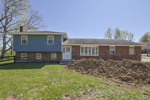 $330,000 | 5920 Embassy Drive, Fairfield, OH 45014