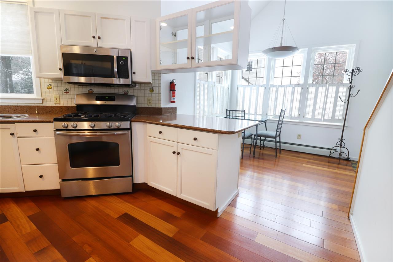 22 Arbor Road South Burlington, VT 05403 - Photo 8 of 37 Gallery Image 8