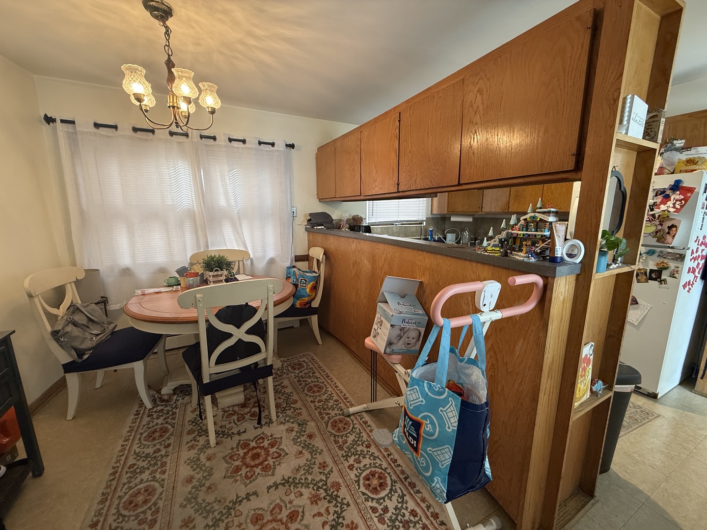 2233 Des Plaines Avenue North Riverside, IL 60546 - Photo 9 of 28 a dining room with furniture and window