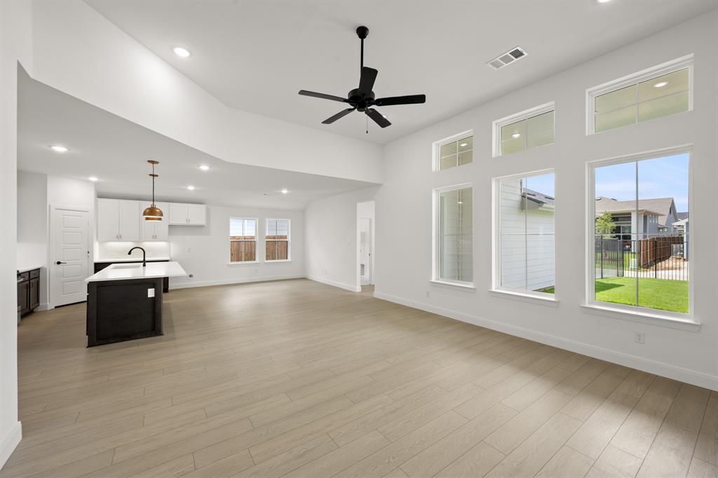 1023 Rylan Street Midlothian, TX 76065 - Photo 11 of 27 1023 Rylan- Living Room-1