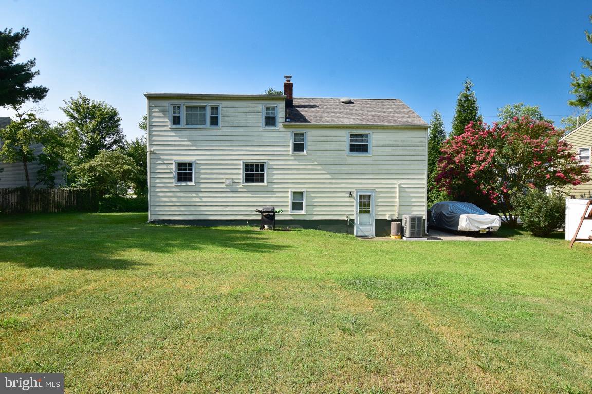 6 Rondon Avenue Berlin, NJ 08009 - Photo 2 of 31 Rear