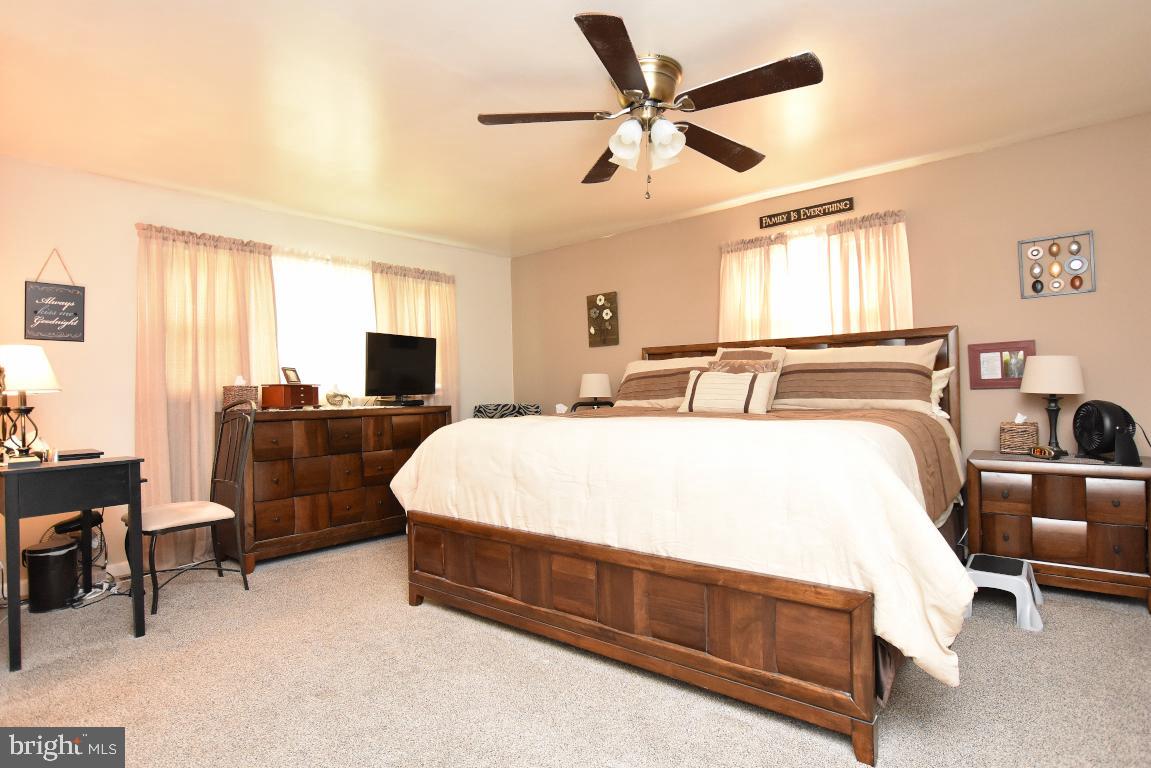 6 Rondon Avenue Berlin, NJ 08009 - Photo 18 of 31 Master Bedroom (4th Level)