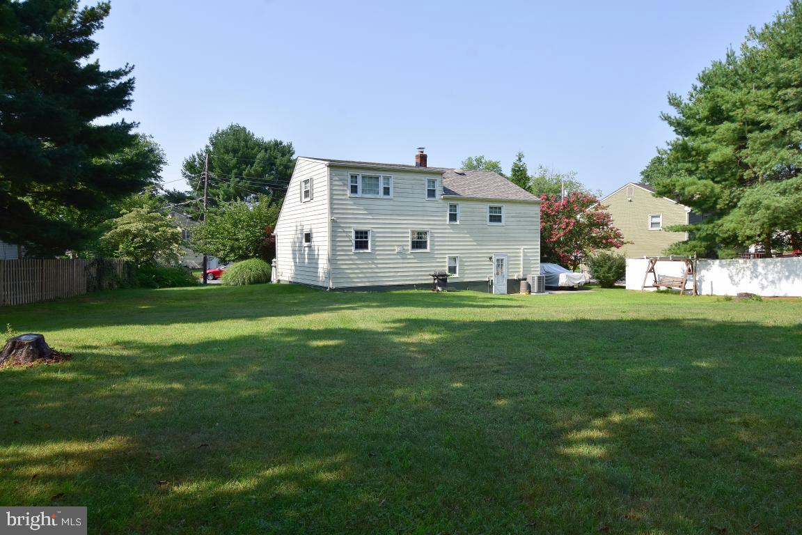 6 Rondon Avenue Berlin, NJ 08009 - Photo 4 of 31 Rear Yard