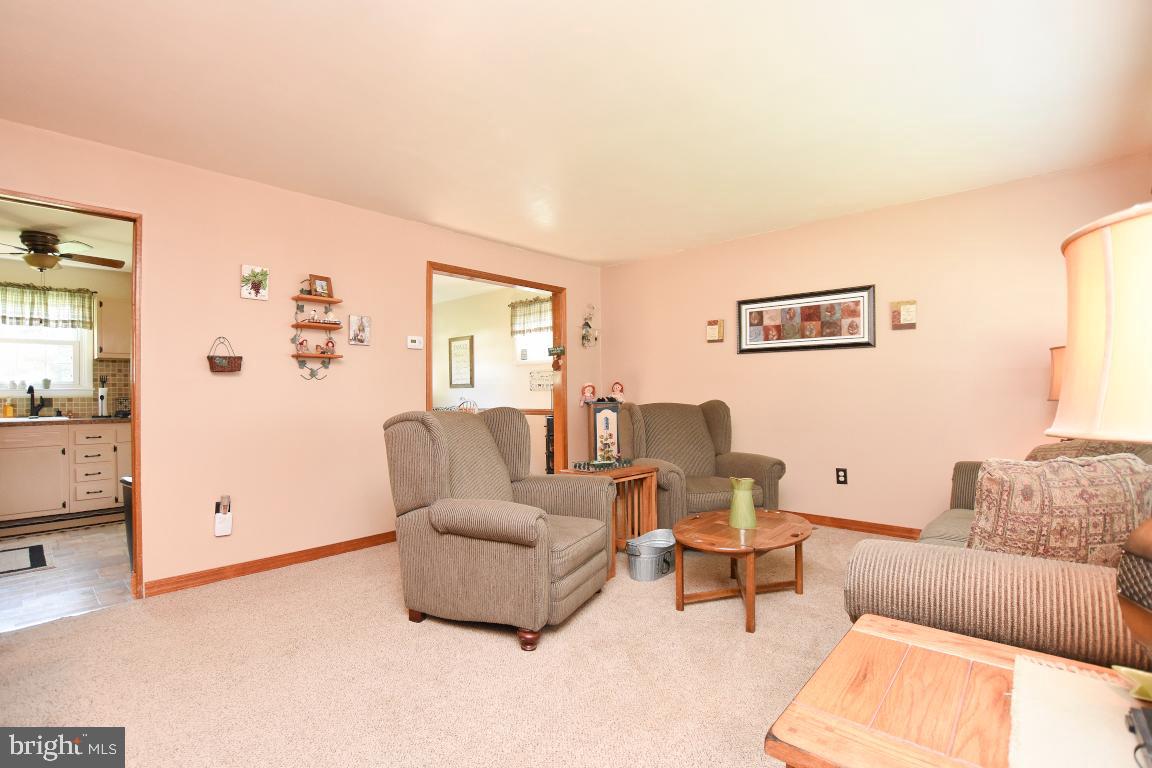 6 Rondon Avenue Berlin, NJ 08009 - Photo 10 of 31 Living Room (2nd Level)
