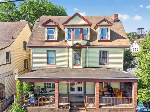 $700,000 | 366 7th Avenue West, Newark, NJ 07107
