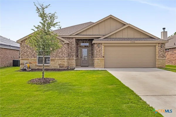 $325,000 | 1703 Fossil Trail, Belton, TX 76513