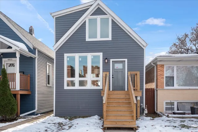 $575,000 | 4855 West School Street, Chicago, IL 60641