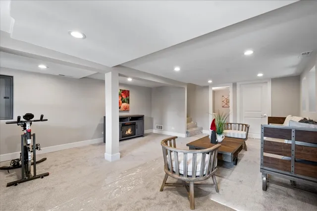 $575,000 | 4855 West School Street, Chicago, IL 60641