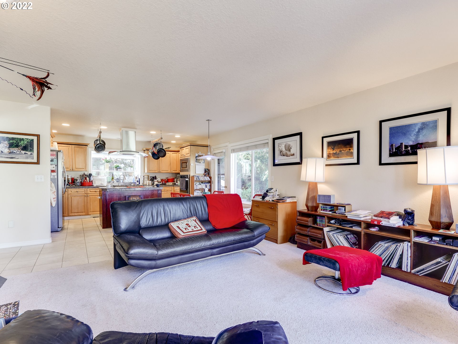 3036 Southwest Collins Court Portland, OR 97219 - Photo 18 of 32 Gallery Image 18