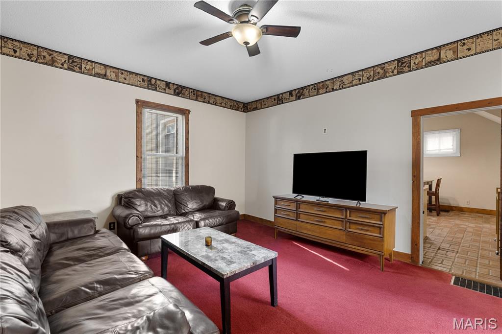 2237 Edison Avenue Granite City, IL 62040 - Photo 11 of 41