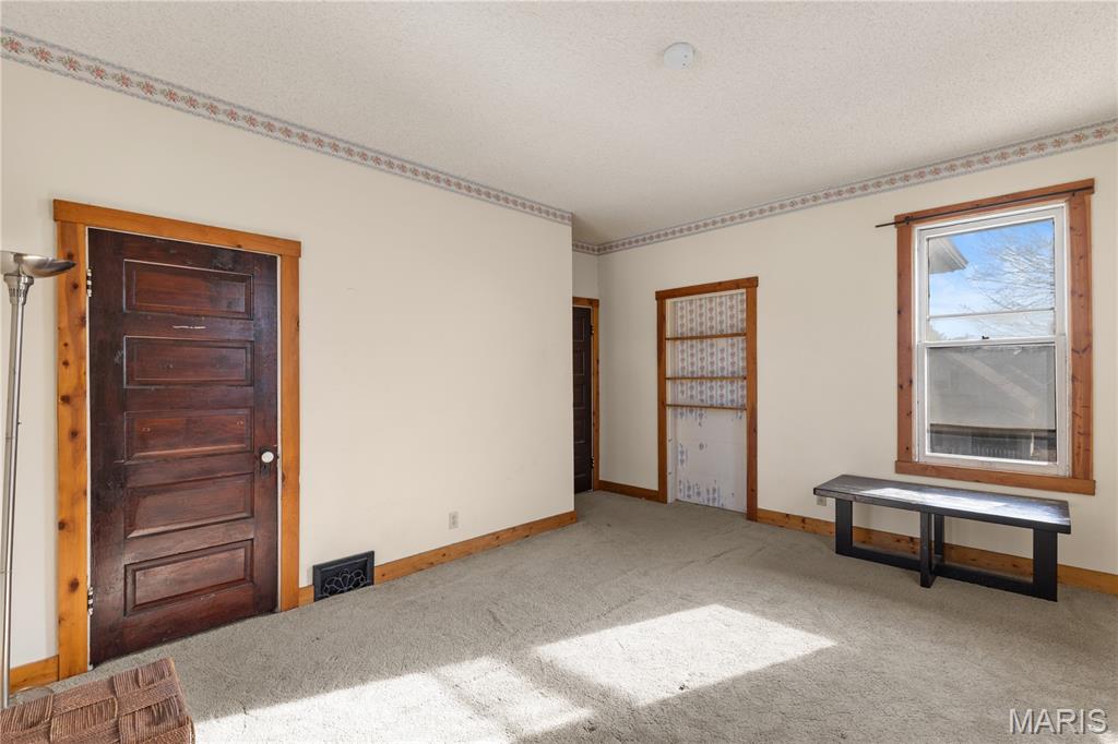 2237 Edison Avenue Granite City, IL 62040 - Photo 28 of 41