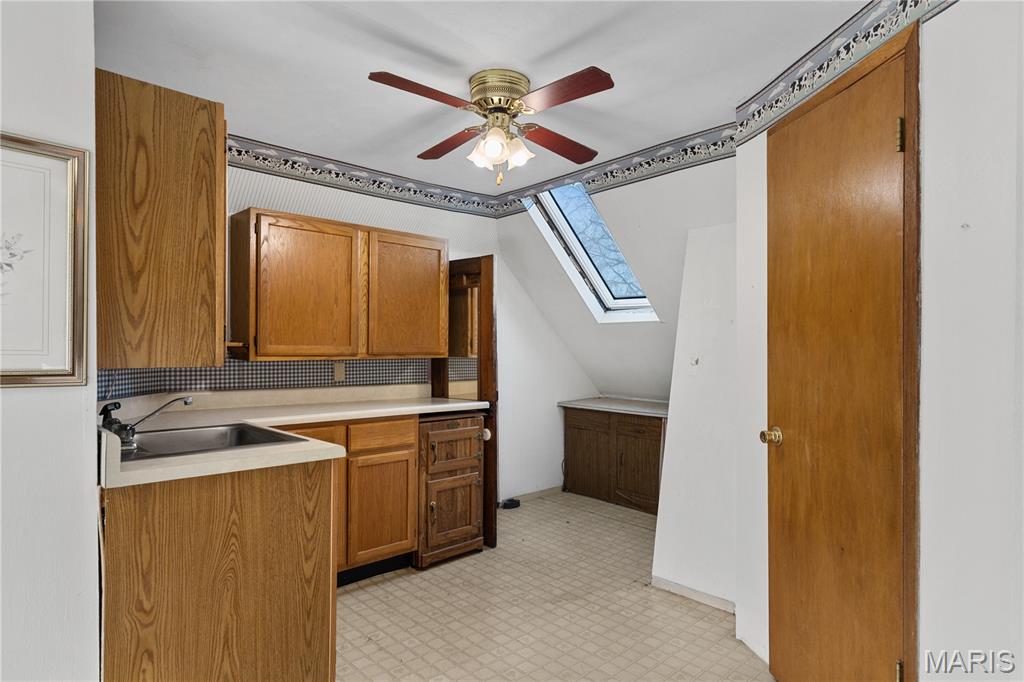 2237 Edison Avenue Granite City, IL 62040 - Photo 33 of 41