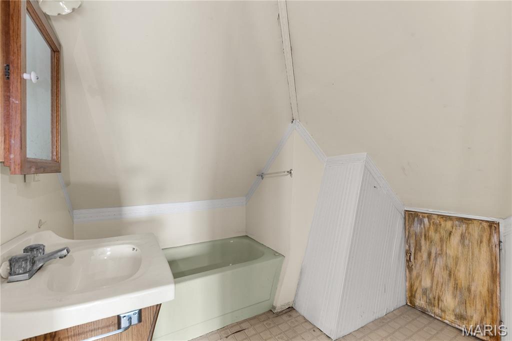 2237 Edison Avenue Granite City, IL 62040 - Photo 34 of 41