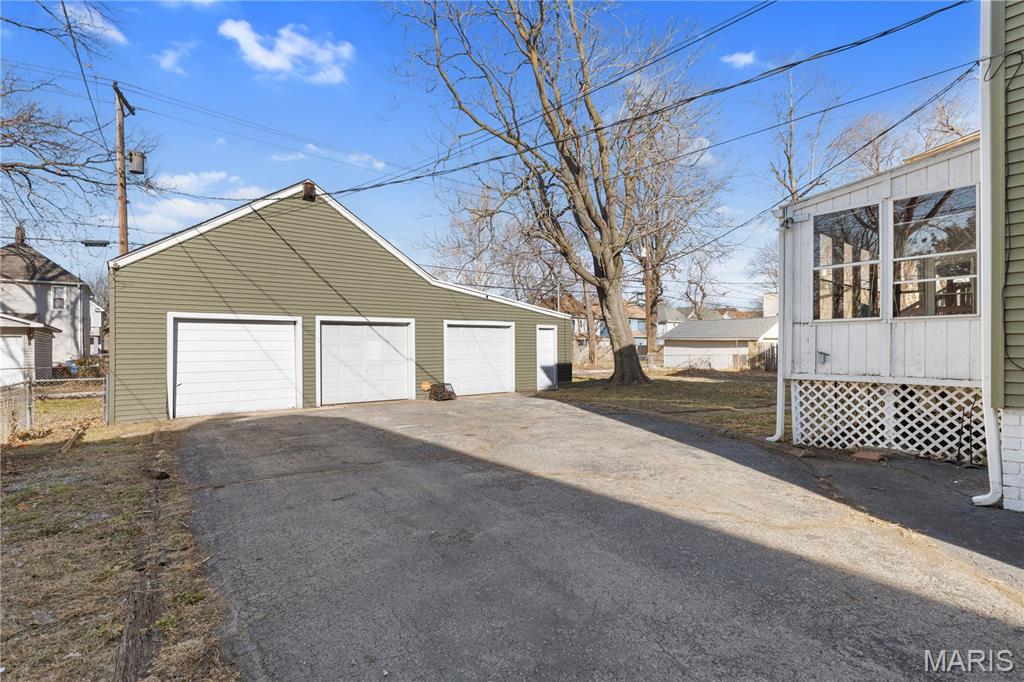 2237 Edison Avenue Granite City, IL 62040 - Photo 38 of 41