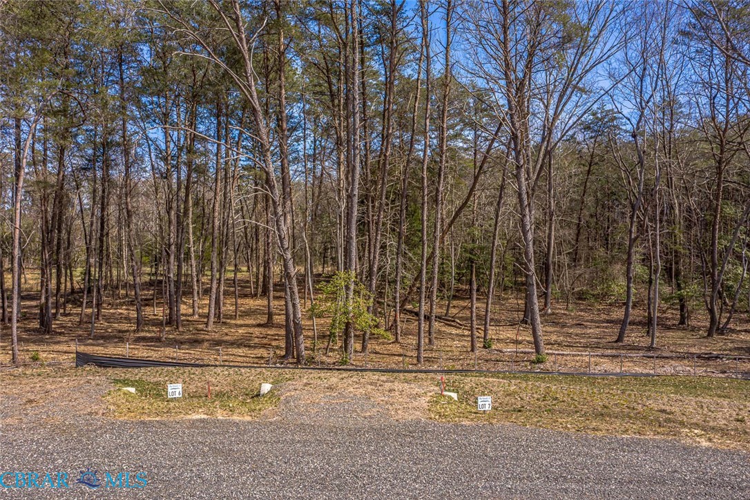 7 Irvington Road Irvington, VA 22480 - Photo 2 of 15