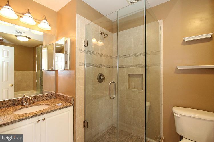 13379 Rushing Water Way Germantown, MD 20874 - Photo 23 of 26 Bath (Master)