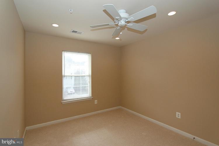 13379 Rushing Water Way Germantown, MD 20874 - Photo 5 of 26 Bedroom