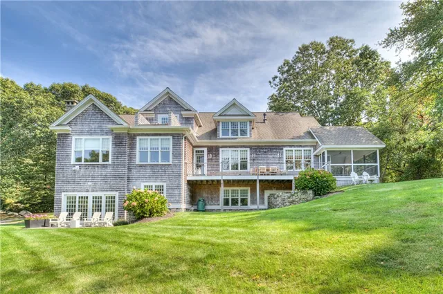 $2,898,000 | 7 Spring Pond Road, Westerly, RI 02891