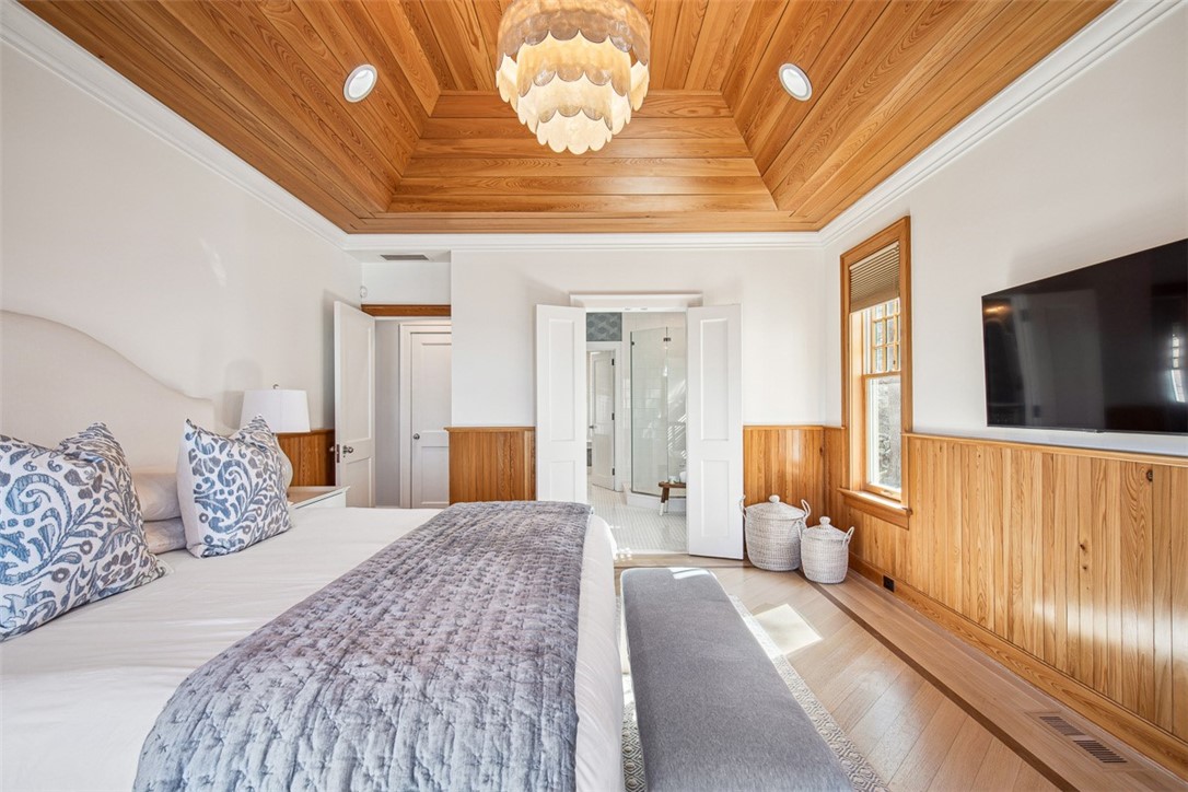 7 Spring Pond Road Westerly, RI 02891 - Photo 19 of 48