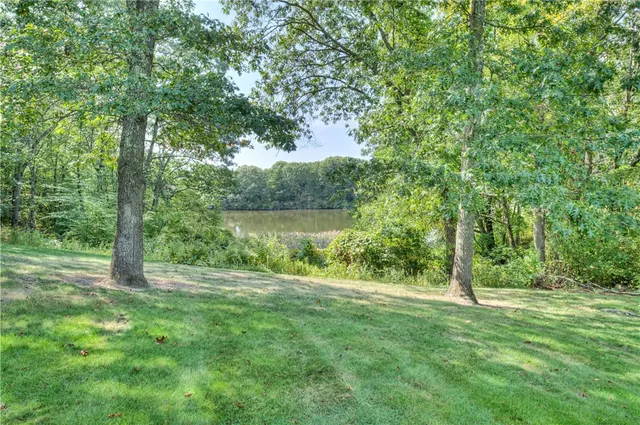 $2,898,000 | 7 Spring Pond Road, Westerly, RI 02891