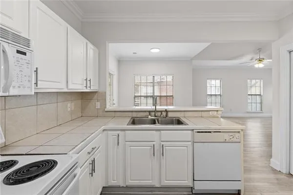 $215,000 | 1500 Brightside Drive, Unit B8, Baton Rouge, LA 70820