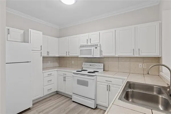 $215,000 | 1500 Brightside Drive, Unit B8, Baton Rouge, LA 70820