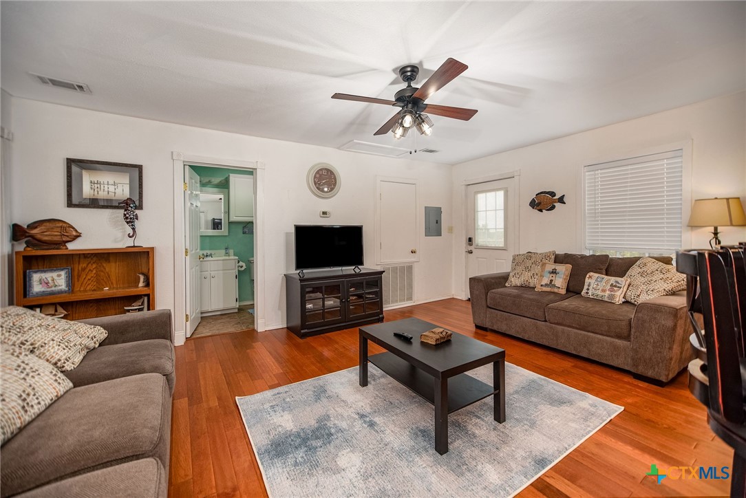 19 Dewberry Lane Seadrift, TX 77983 - Photo 16 of 40 Bright and inviting living area with plenty of natural light.