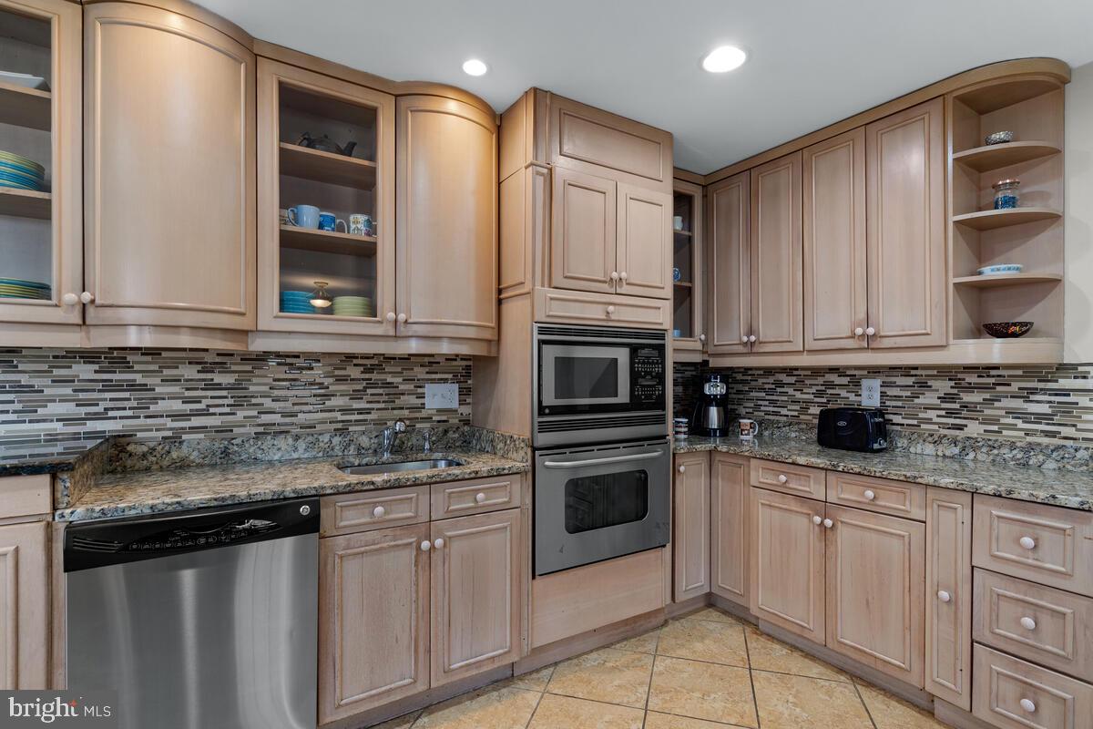 1916 Arcola Avenue Silver Spring, MD 20902 - Photo 14 of 43 Gallery Image 14